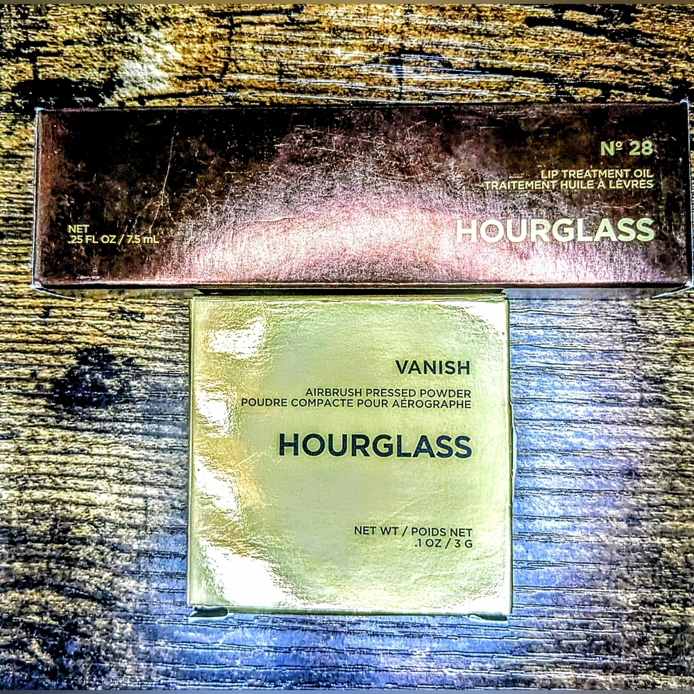 Hourglass Pressed Powder & Lip Treatment Oil